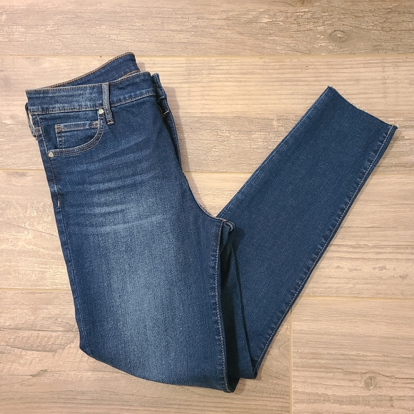 kut from the kloth bhody